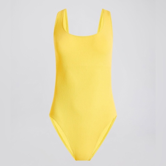 Solid & Striped
Luela One Piece Sunglow NWT - Picture 2 of 6